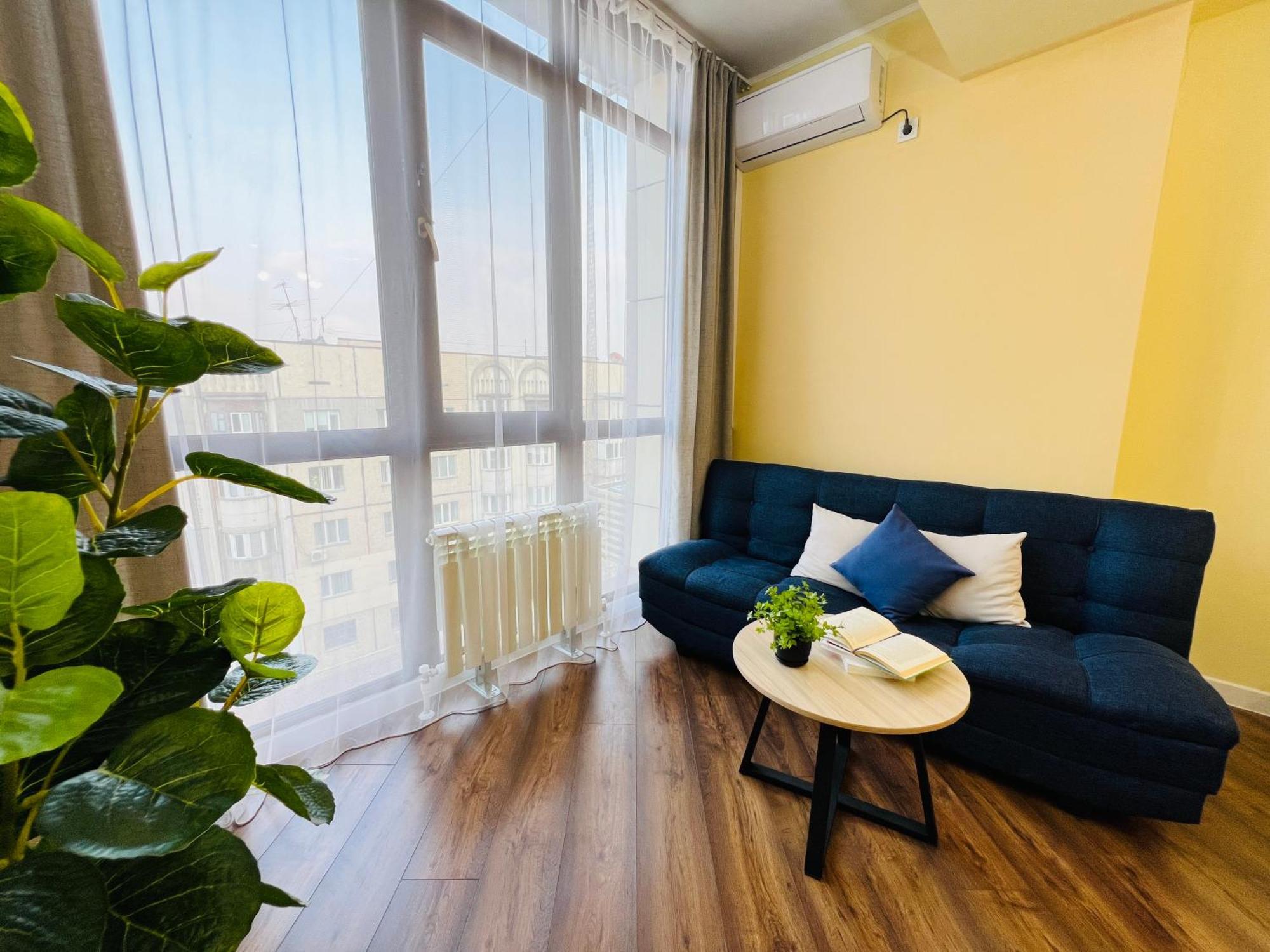 393 Sunshine Sholpan Apartment Almaty